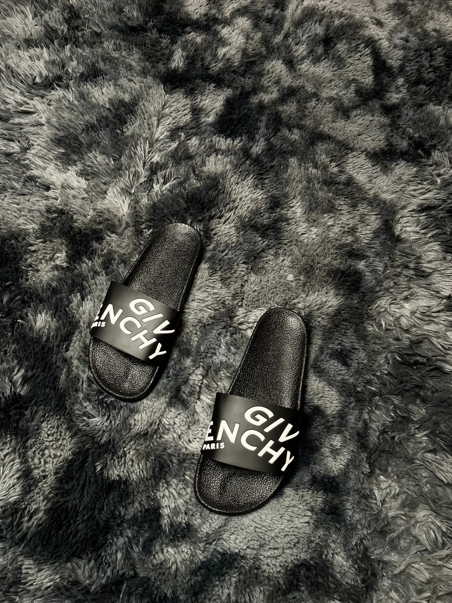 Givench*