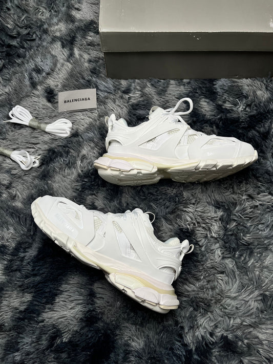 Balenciag*